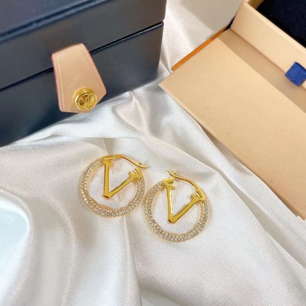 luxury gold hoop lvity earrings women diamond orrous girls set v letter designers jewelry earrings designer for womens valentines day weddin, Golden;silver
luxury gold hoop lvity earrings women diamond orrous girls set v letter designers jewelry earrings designer for womens valentines day weddin, Golden;silver