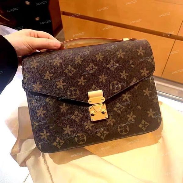 m40780/m41487 pochette louiseitys viutonity handbag women luxury designer metis bags handbags lady messenger fashion shoulder bag crossbody
m40780/m41487 pochette louiseitys viutonity handbag women luxury designer metis bags handbags lady messenger fashion shoulder bag crossbody