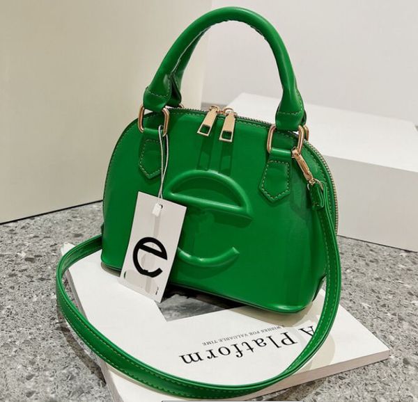 candy color designer shell bag women pu leather letters embossed shoulder bags with lock crossbody bag handbags r230222, Black;red
candy color designer shell bag women pu leather letters embossed shoulder bags with lock crossbody bag handbags r230222, Black;red