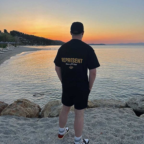 2023 men's and women's fashion t shirt western european brand designer rep limited slogan letter print loose round neck short slee, White;black
2023 men's and women's fashion t shirt western european brand designer rep limited slogan letter print loose round neck short slee, White;black