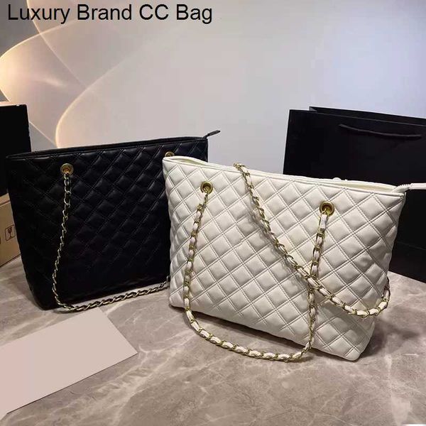 cc shoulder bags 2022ssw france womens vinatge jumbo classical quilted bags aged gold metal hardware matelasse chain shoulder handbags luxur
cc shoulder bags 2022ssw france womens vinatge jumbo classical quilted bags aged gold metal hardware matelasse chain shoulder handbags luxur