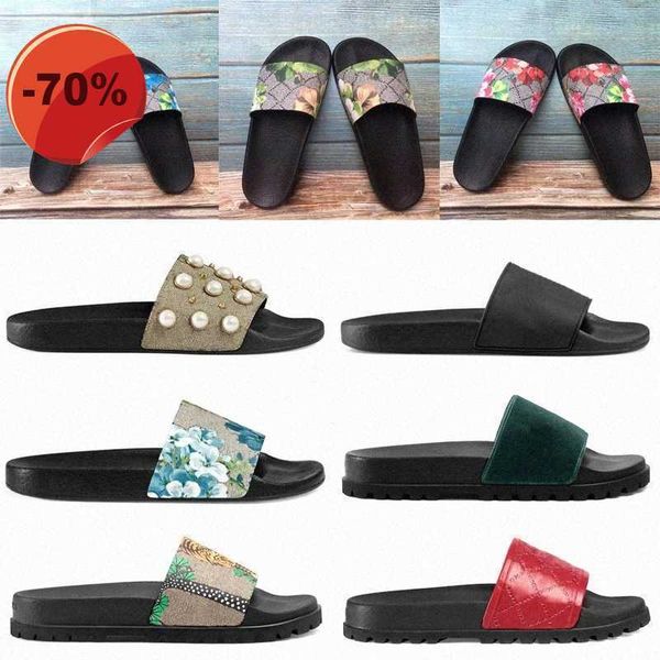 sandals 2022 designer men women sandals blue green red flower animals snake summer slide fashion flip flops wide flat slippery slipper box, Black
sandals 2022 designer men women sandals blue green red flower animals snake summer slide fashion flip flops wide flat slippery slipper box, Black