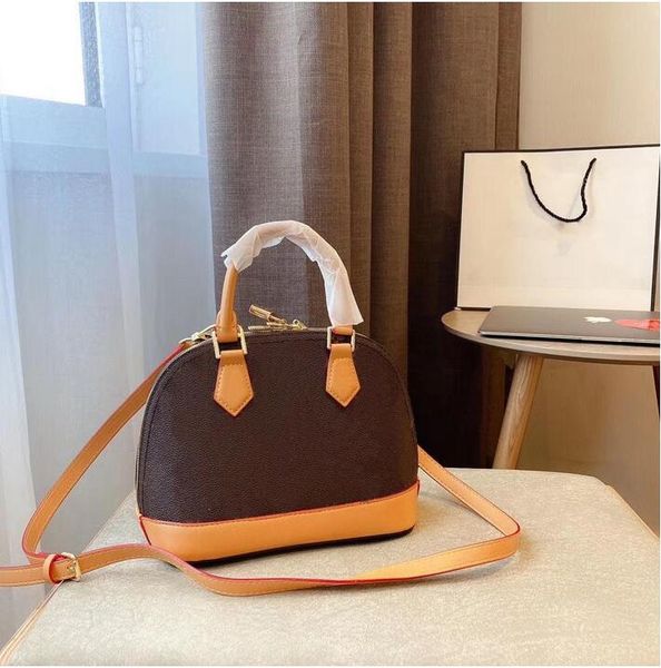 2023ss luxury designer bag alma bb 25cm women shoulder bags messenger bag leather handbag wallet purse crossbody tote with lock key
2023ss luxury designer bag alma bb 25cm women shoulder bags messenger bag leather handbag wallet purse crossbody tote with lock key