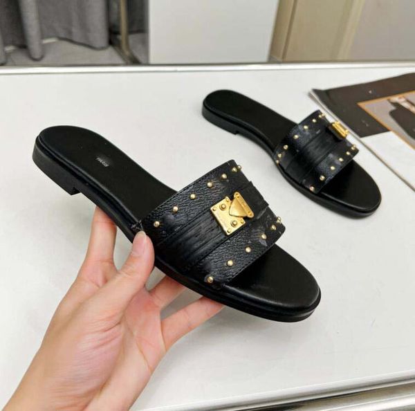 new men women sandals shoes designer slippers pearl brand print slide summer wide flat lady sandals slipper with box dust bag 35-42, Black
new men women sandals shoes designer slippers pearl brand print slide summer wide flat lady sandals slipper with box dust bag 35-42, Black