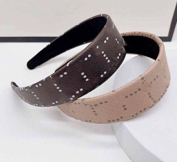 hair hoop retro simple women headband europe and america popular sweet women's brown plaid wide edge hair band, Black;brown
hair hoop retro simple women headband europe and america popular sweet women's brown plaid wide edge hair band, Black;brown