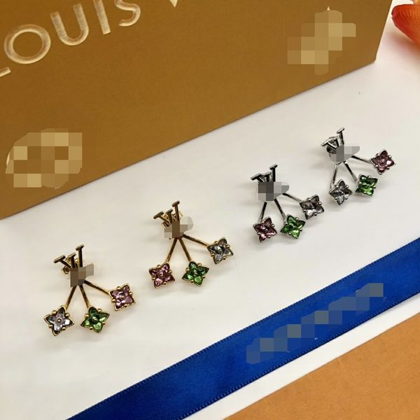 women hoops earrings fashion womens big circle simple earring jewelry luxurys designer earrings letter v stud earring wholesale e-039, Silver
women hoops earrings fashion womens big circle simple earring jewelry luxurys designer earrings letter v stud earring wholesale e-039, Silver