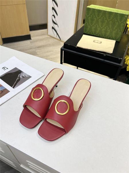 designer luxury women interlocking g leather slide sandals in red slide flip flop slipper with box dust bag, Black
designer luxury women interlocking g leather slide sandals in red slide flip flop slipper with box dust bag, Black