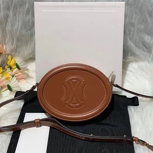 the new triomphes fashion round bags luxury women men designer bags totes oval wallet smooth genuine leather cross body pochette handbag clu
the new triomphes fashion round bags luxury women men designer bags totes oval wallet smooth genuine leather cross body pochette handbag clu