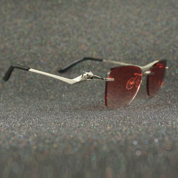 glasses women sunglasses female woman brand man eyewear mens new fashion factory sun glasses 70%off del2, White;black
glasses women sunglasses female woman brand man eyewear mens new fashion factory sun glasses 70%off del2, White;black