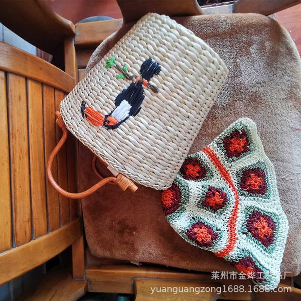 totes beach bag corn husk woven straw bag embroidered bird rattan handle 2022 new women's bag bucket handbag 0222v23
totes beach bag corn husk woven straw bag embroidered bird rattan handle 2022 new women's bag bucket handbag 0222v23