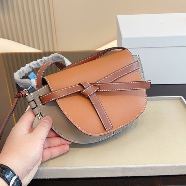 bags totes handbag designer bag women classic imitation brand stitching solid color bow single shoulder saddle bag commuter party dinner wal
bags totes handbag designer bag women classic imitation brand stitching solid color bow single shoulder saddle bag commuter party dinner wal