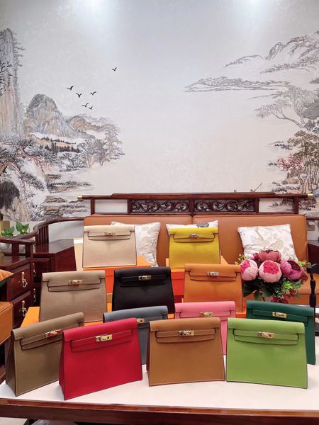 a lock bag ladies clutch handba bag handmade luxury designer classic fashion swift leather strapless mini h 2022
a lock bag ladies clutch handba bag handmade luxury designer classic fashion swift leather strapless mini h 2022