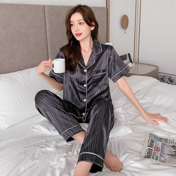 8xl plus size satin silk pyjama femme 2 piece set women's short sleeve pajamas summer trousers suit pyjamas set pjs mujer pijama 0222
8xl plus size satin silk pyjama femme 2 piece set women's short sleeve pajamas summer trousers suit pyjamas set pjs mujer pijama 0222