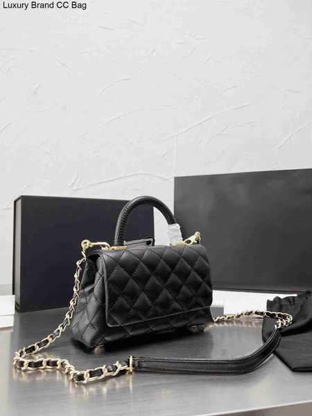 cc shoulder bags luxury designer shoulder bag wholesale caviar texture mini portable messenger bag wallet for women fashion coco classic vin 
cc shoulder bags luxury designer shoulder bag wholesale caviar texture mini portable messenger bag wallet for women fashion coco classic vin