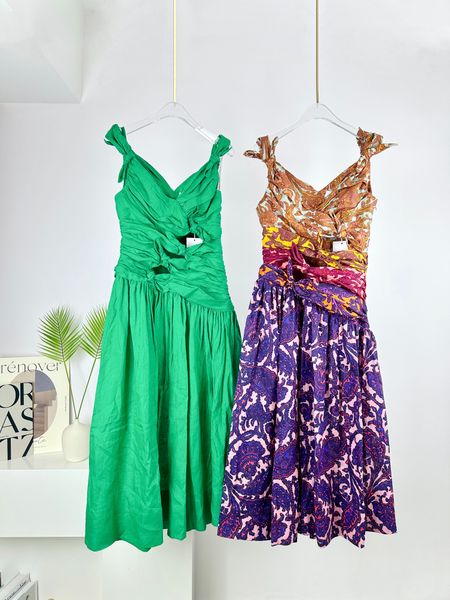 casual dresses luxury designer designs a new spring/summer 2023 bow green mid-length suspender dress, Black;gray
casual dresses luxury designer designs a new spring/summer 2023 bow green mid-length suspender dress, Black;gray