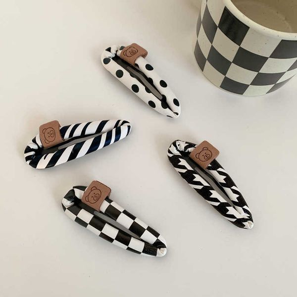 hair clips barrettes new popular black and white zebra ripple dot hairpin fashionable temperament leather bb clip women simple retro bangs h, Golden;silver
hair clips barrettes new popular black and white zebra ripple dot hairpin fashionable temperament leather bb clip women simple retro bangs h, Golden;silver