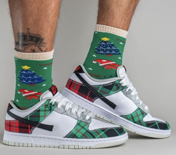 shoes sb dunks low plaid red-greed black white-university outdoor sneaker sports with original box
shoes sb dunks low plaid red-greed black white-university outdoor sneaker sports with original box