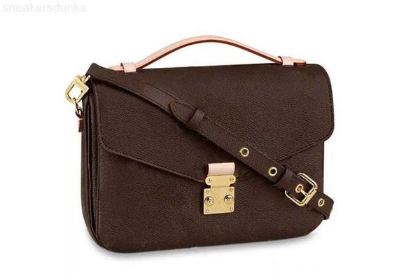 lvs bagwomen luxurys designers bags handbag 2021women handbags lady messenger fashion shoulder bag luxury crossbody tote wallet m4078
lvs bagwomen luxurys designers bags handbag 2021women handbags lady messenger fashion shoulder bag luxury crossbody tote wallet m4078
