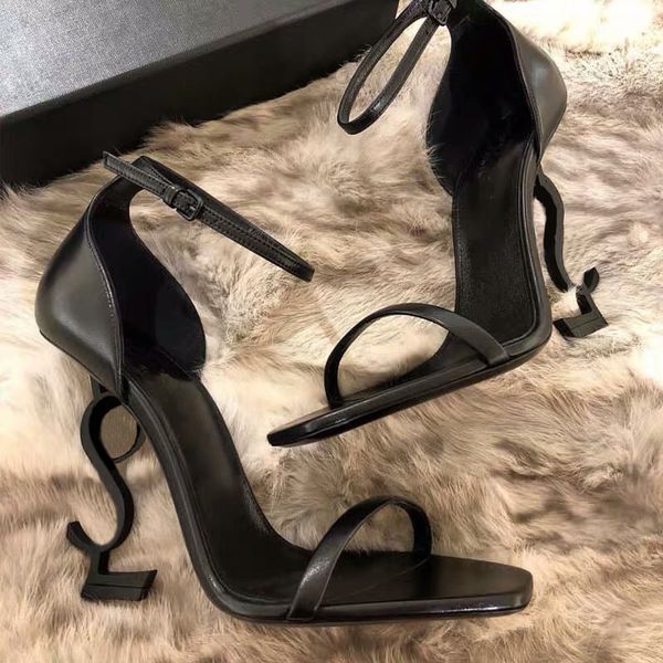 with box luxury designers womens dress shoes sandals ladies classic letter metal leather open toes high heel shoe fashion slides banquet par, Black
with box luxury designers womens dress shoes sandals ladies classic letter metal leather open toes high heel shoe fashion slides banquet par, Black