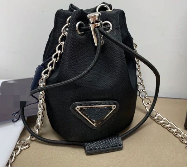 designer the bucket bag women one-shoulder mini handbags fashion famous crossbody bags wallets p23021, Red;black
designer the bucket bag women one-shoulder mini handbags fashion famous crossbody bags wallets p23021, Red;black