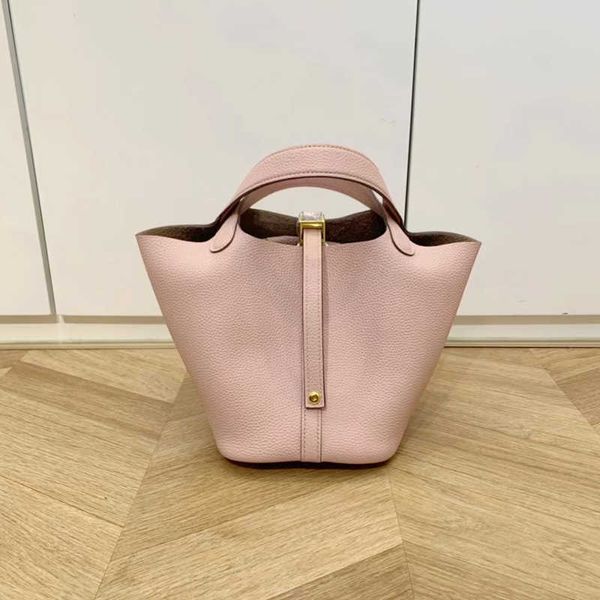 wholesale designer h ormes totes handbags 2023 autumn new zimu vegetable basket bag genuine leather litchi pattern handbag cowhide bucket wo
wholesale designer h ormes totes handbags 2023 autumn new zimu vegetable basket bag genuine leather litchi pattern handbag cowhide bucket wo