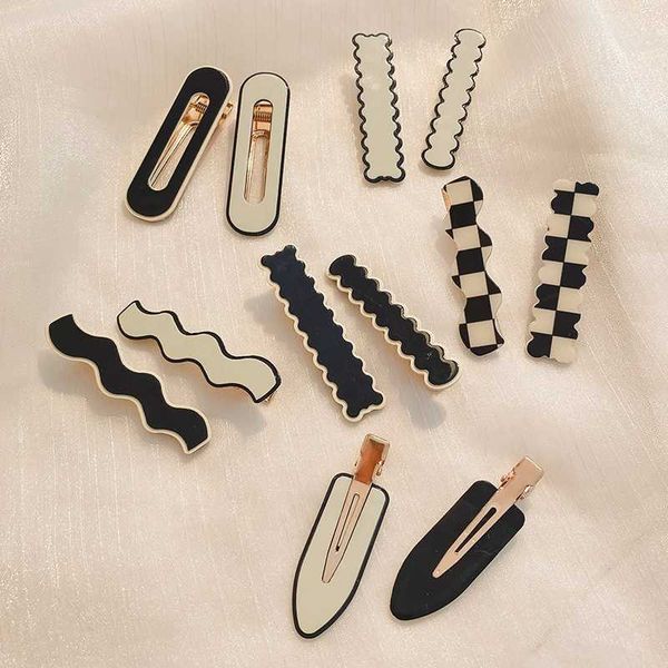 hair clips barrettes 2021 sell black and white grid seamless side retro broken hair bangs clips geometric no band hair clips for woman girls, Golden;silver
hair clips barrettes 2021 sell black and white grid seamless side retro broken hair bangs clips geometric no band hair clips for woman girls, Golden;silver