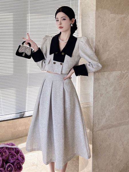 two piece dress small fragrance set women puff sleeve shirt crop pleated long skirt suits fall winter korean sweet 2 sets 230222, White
two piece dress small fragrance set women puff sleeve shirt crop pleated long skirt suits fall winter korean sweet 2 sets 230222, White