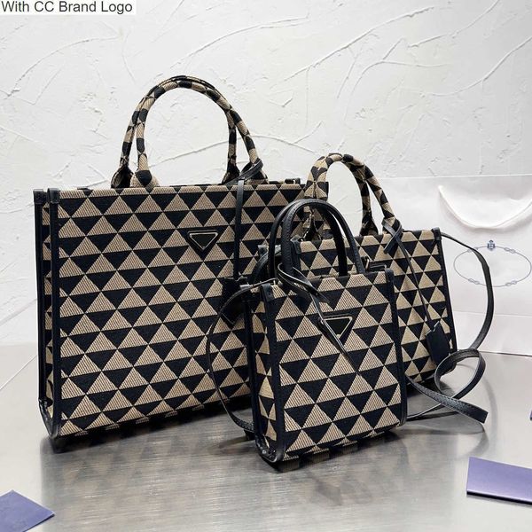 cc totes maxi symbol embroidery fabric totes bag vintage large capacity handbags triangle stitch with leather shoulder strap designer luxury
cc totes maxi symbol embroidery fabric totes bag vintage large capacity handbags triangle stitch with leather shoulder strap designer luxury