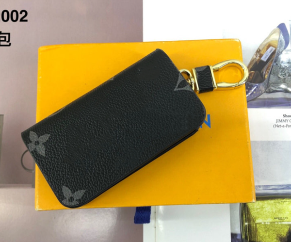 car key case creative american business car fashion keys protective case for men and women universal key case, Red;blue
car key case creative american business car fashion keys protective case for men and women universal key case, Red;blue