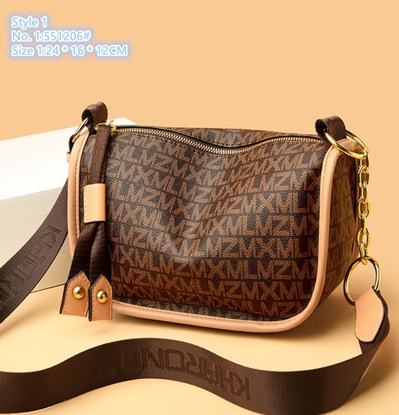 factory wholesale ladies shoulder bags 2 elegant retro printed backpacks small fresh contrast leather handbag street trend plaid crossbody b
factory wholesale ladies shoulder bags 2 elegant retro printed backpacks small fresh contrast leather handbag street trend plaid crossbody b