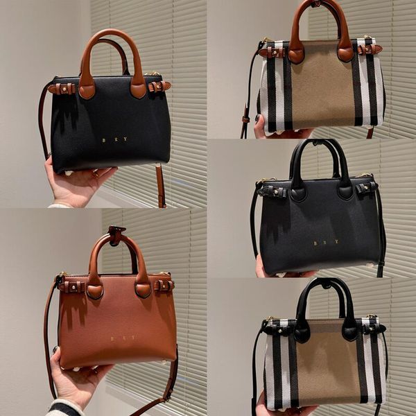 designers lux black shopping bag checked handbag brown leather shoulder bag snap-fastener
designers lux black shopping bag checked handbag brown leather shoulder bag snap-fastener