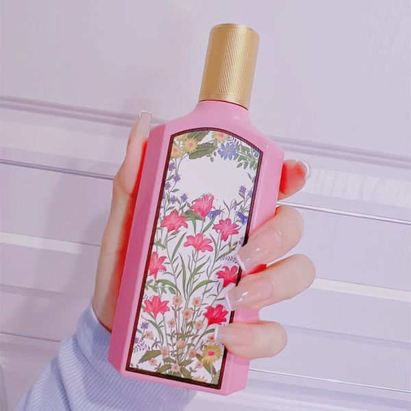 woman perfumes lady fragrance spray flora 75ml delina edp perfume parfums de-marl-y charming royal essence pink bottle fast ship
woman perfumes lady fragrance spray flora 75ml delina edp perfume parfums de-marl-y charming royal essence pink bottle fast ship