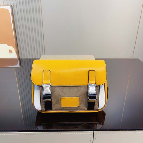 designer womens bag postman bag cowhide flap buckle cross-body bag closure beautiful and practical
designer womens bag postman bag cowhide flap buckle cross-body bag closure beautiful and practical