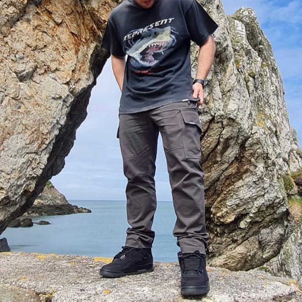 2023 men's and women's fashion t shirt western european brand designer rep spring summer shark loose same wash high street short s, White;black
2023 men's and women's fashion t shirt western european brand designer rep spring summer shark loose same wash high street short s, White;black