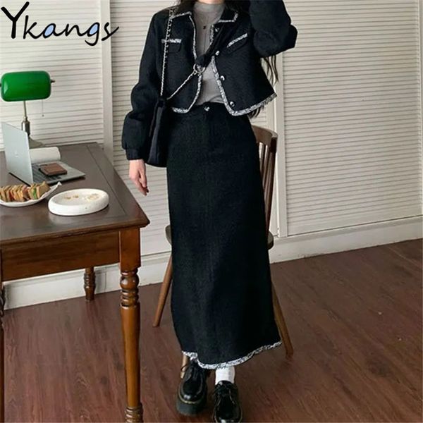 two piece dress womens black tweed 2pcs set autumn korean round neck longsleeved fashion suits with long skirt y2k highwaisted 230222, White
two piece dress womens black tweed 2pcs set autumn korean round neck longsleeved fashion suits with long skirt y2k highwaisted 230222, White