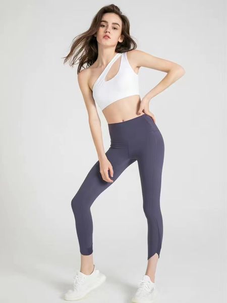 2023 new fashion l u women active pants yoga outfit suit pants high waist sports raising hips gym wear leggings elastic fitness tights diffe, Black;white
2023 new fashion l u women active pants yoga outfit suit pants high waist sports raising hips gym wear leggings elastic fitness tights diffe, Black;white