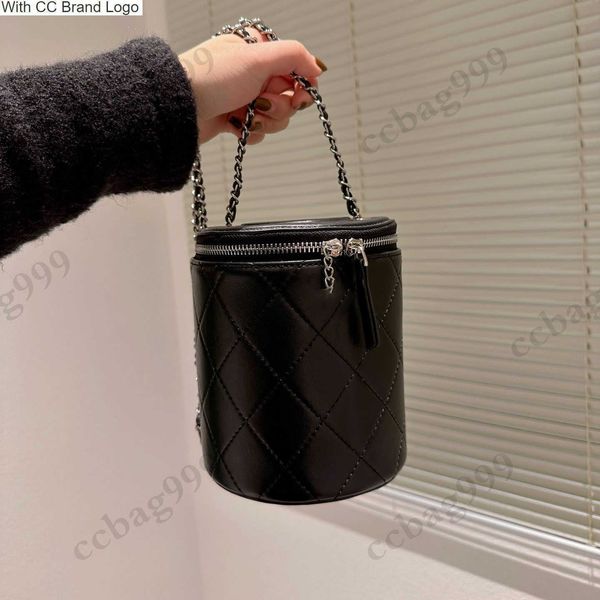 cc cross body women black cosmetic bucket bags calfskin totes purse silver metal zipper hardware genuine leather matelasse chain crossbody d
cc cross body women black cosmetic bucket bags calfskin totes purse silver metal zipper hardware genuine leather matelasse chain crossbody d