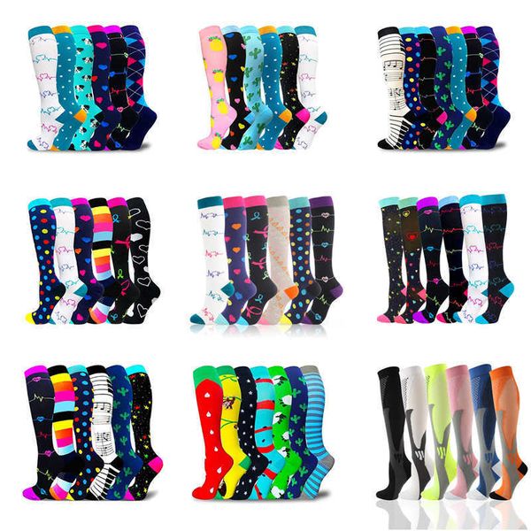 5pc socks hosiery new compression socks pressure socks 2030 mmhg graduated for athelete varicose veins socks men women for outdoor sports z0, Black;white
5pc socks hosiery new compression socks pressure socks 2030 mmhg graduated for athelete varicose veins socks men women for outdoor sports z0, Black;white