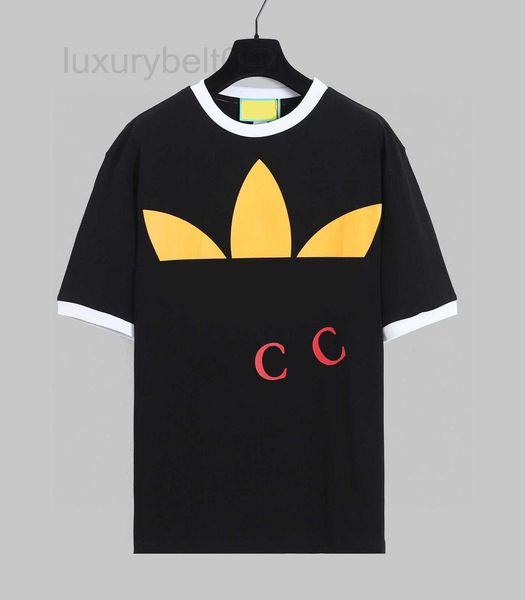 men's plus tees & polos designer round neck embroidered and printed polar style summer wear with street pure cotton 85fb, Black;brown
men's plus tees & polos designer round neck embroidered and printed polar style summer wear with street pure cotton 85fb, Black;brown
