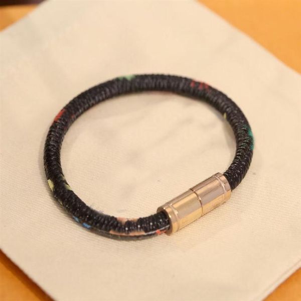 brand designers bracelet classic flower leather rope buckle beads hand rope men women couple luxury fashion bracelets277a, Golden;silver
brand designers bracelet classic flower leather rope buckle beads hand rope men women couple luxury fashion bracelets277a, Golden;silver