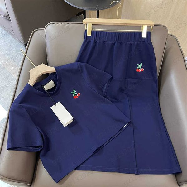 fashion two piece dress fruit embroidery crewneck short sleeve t-shirt match stretch cotton high-waisted a-line skirts two pieces dress set, White
fashion two piece dress fruit embroidery crewneck short sleeve t-shirt match stretch cotton high-waisted a-line skirts two pieces dress set, White