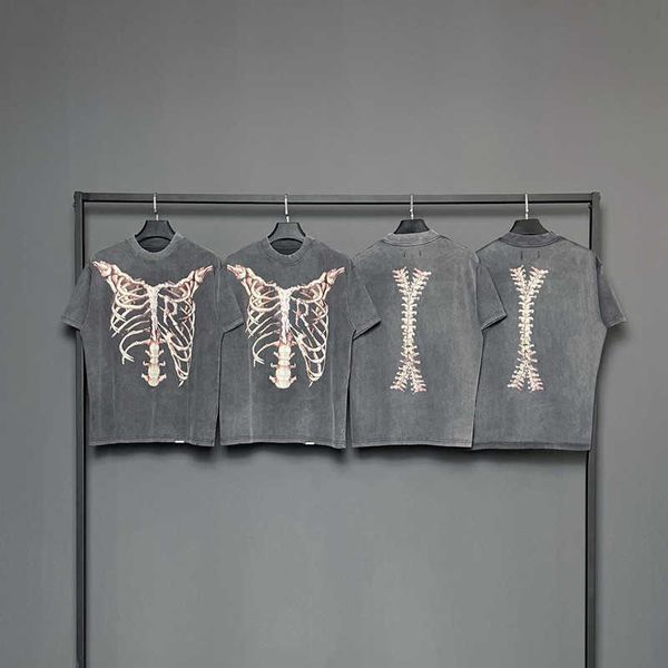 2023 men's and women's fashion t shirt western european brand designer rep correct version washed chest frame short sleeve worn da, White;black
2023 men's and women's fashion t shirt western european brand designer rep correct version washed chest frame short sleeve worn da, White;black