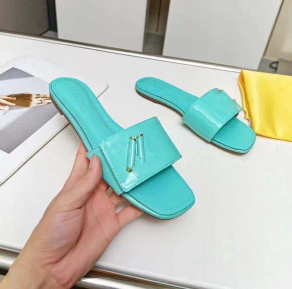 with box slippers flat designer sandal women shoes genuine leather filp flops sandals summer beach crocodile skin slide fashion womens slipp, Black
with box slippers flat designer sandal women shoes genuine leather filp flops sandals summer beach crocodile skin slide fashion womens slipp, Black