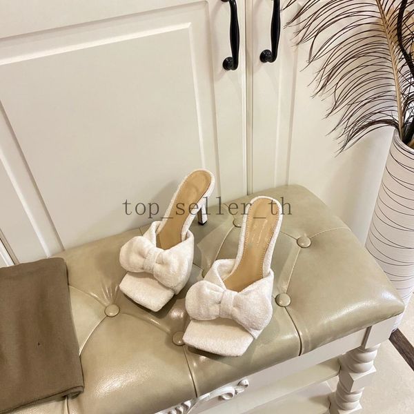 designer slippers fashion women bow slipper lint decorative slippers low heel sandal platform house slipper sandal beach classic flat shoes, Black
designer slippers fashion women bow slipper lint decorative slippers low heel sandal platform house slipper sandal beach classic flat shoes, Black