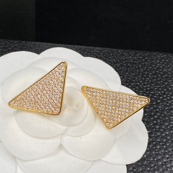 sparkle diamond triangle studs rhinestone designer gold earrings jewelry for women eardrops with box, Golden;silver
sparkle diamond triangle studs rhinestone designer gold earrings jewelry for women eardrops with box, Golden;silver