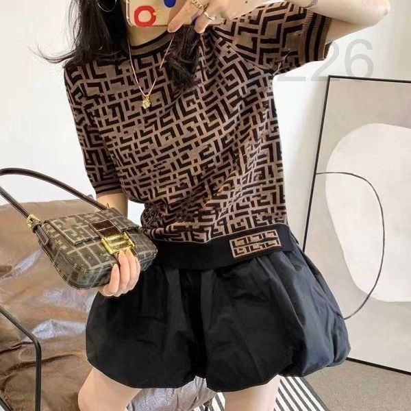 designer woman t shirt summer women tshirt for womens t-shirts luxury design tshirts cotton elasticity knitting letter printing short sleeve, White
designer woman t shirt summer women tshirt for womens t-shirts luxury design tshirts cotton elasticity knitting letter printing short sleeve, White
