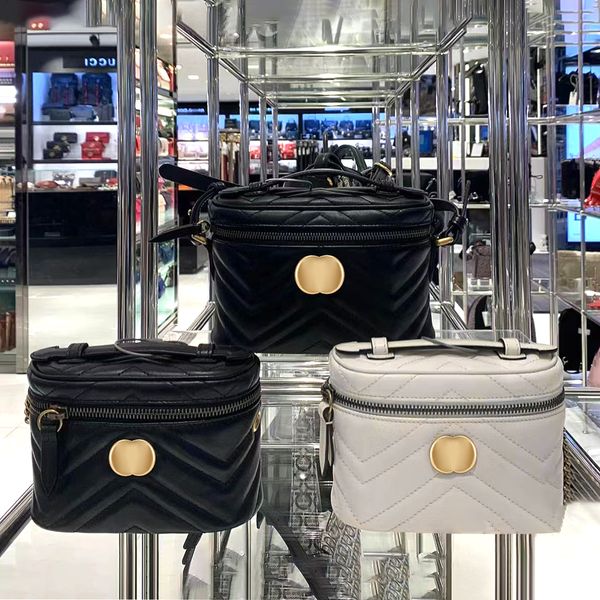 luxury designer marmont mini shoulder bags totes toiletry metal logo handbag womens mens fashion leather make up storage clutch travel cosme
luxury designer marmont mini shoulder bags totes toiletry metal logo handbag womens mens fashion leather make up storage clutch travel cosme