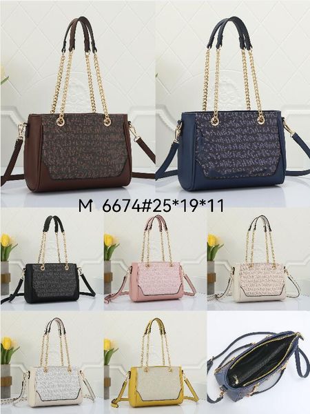 brand women shoulder bag simple joker chain retro mobile phone coin purse wear-resistant contrast leather handbag classic letter printing ba
brand women shoulder bag simple joker chain retro mobile phone coin purse wear-resistant contrast leather handbag classic letter printing ba