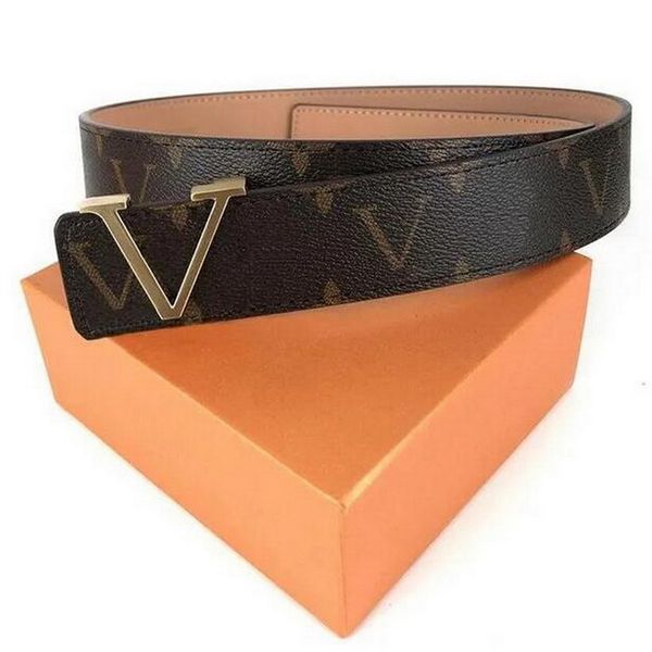 luxury designer belts men womens classic waistband mens casual letter smooth buckle belt width 3.8cm2024, Black;brown
luxury designer belts men womens classic waistband mens casual letter smooth buckle belt width 3.8cm2024, Black;brown
