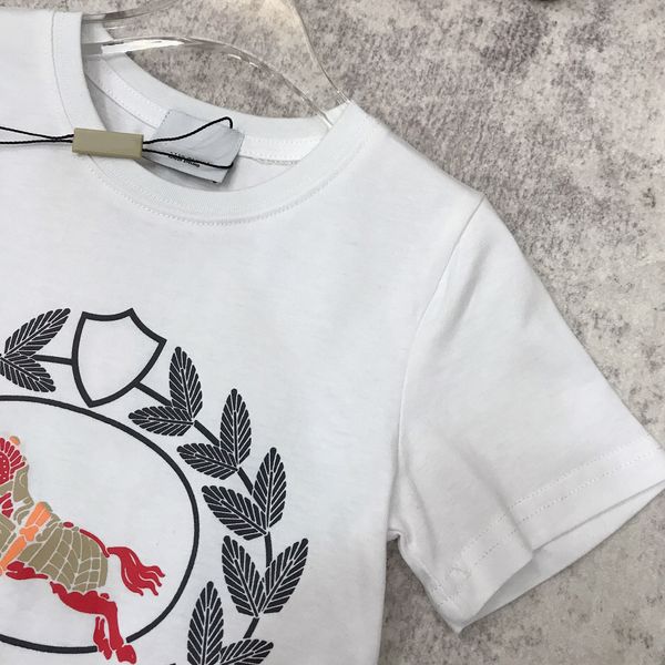 23ss children embroidery cotton t-shirt luxury outfit kids high-end t-shirts summer designer tees elastic thread neckline cotton eco-friendl, Blue 
23ss children embroidery cotton t-shirt luxury outfit kids high-end t-shirts summer designer tees elastic thread neckline cotton eco-friendl, Blue